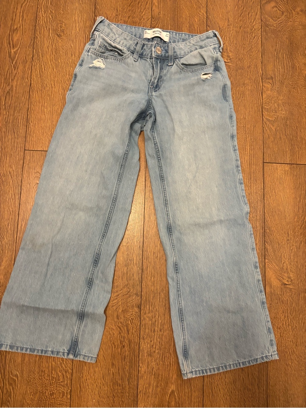 Hollister Low Rise Baggy jeans, Size 24 Short
